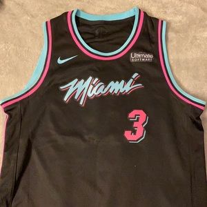 Miami Heat Jersey - WADE